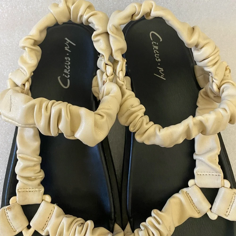 Circus by Sam Edelman Harlene Platform Sandals Ivory Black size 9